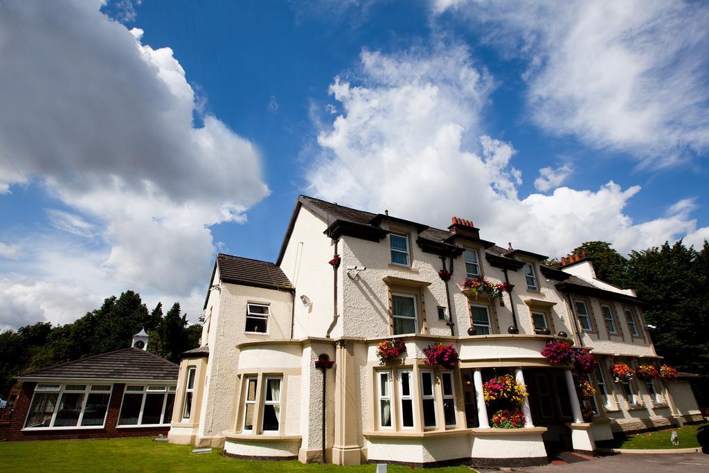 Briars Hall Hotel Burscough Exterior foto